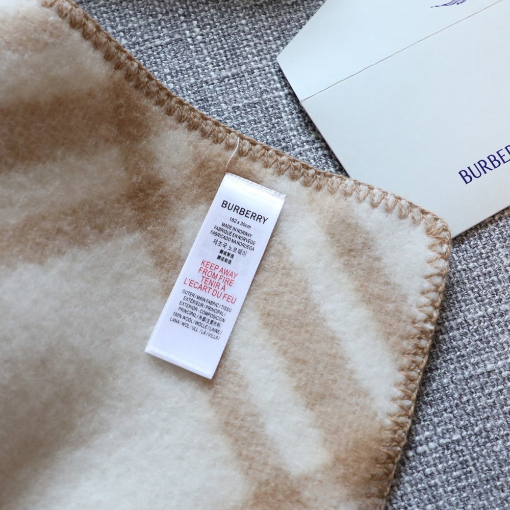 Burberry Tan and Cream Check Scarf - Picture 5 of 5